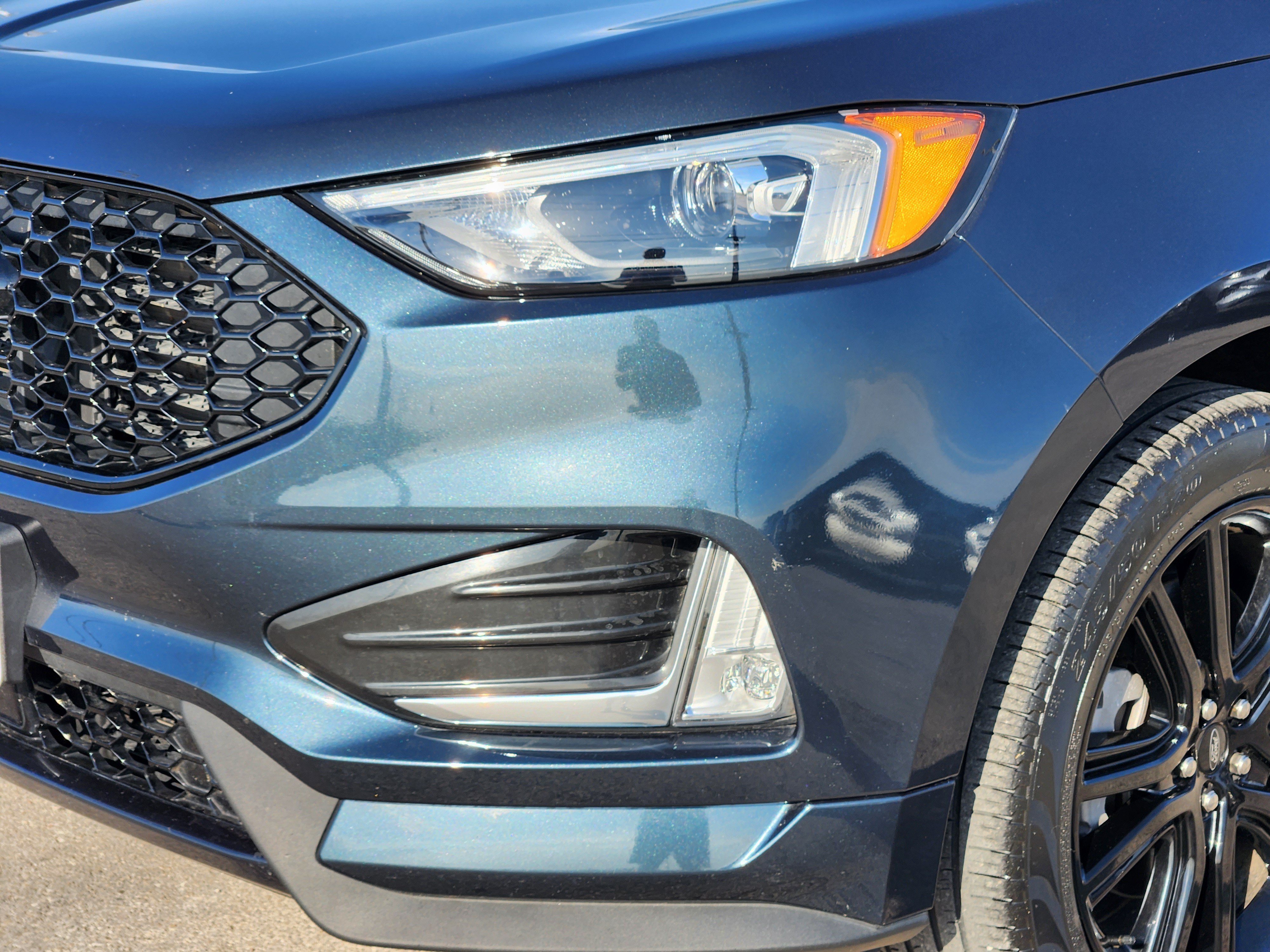 Certified 2024 Ford Edge ST-Line AWD/4WD image 8