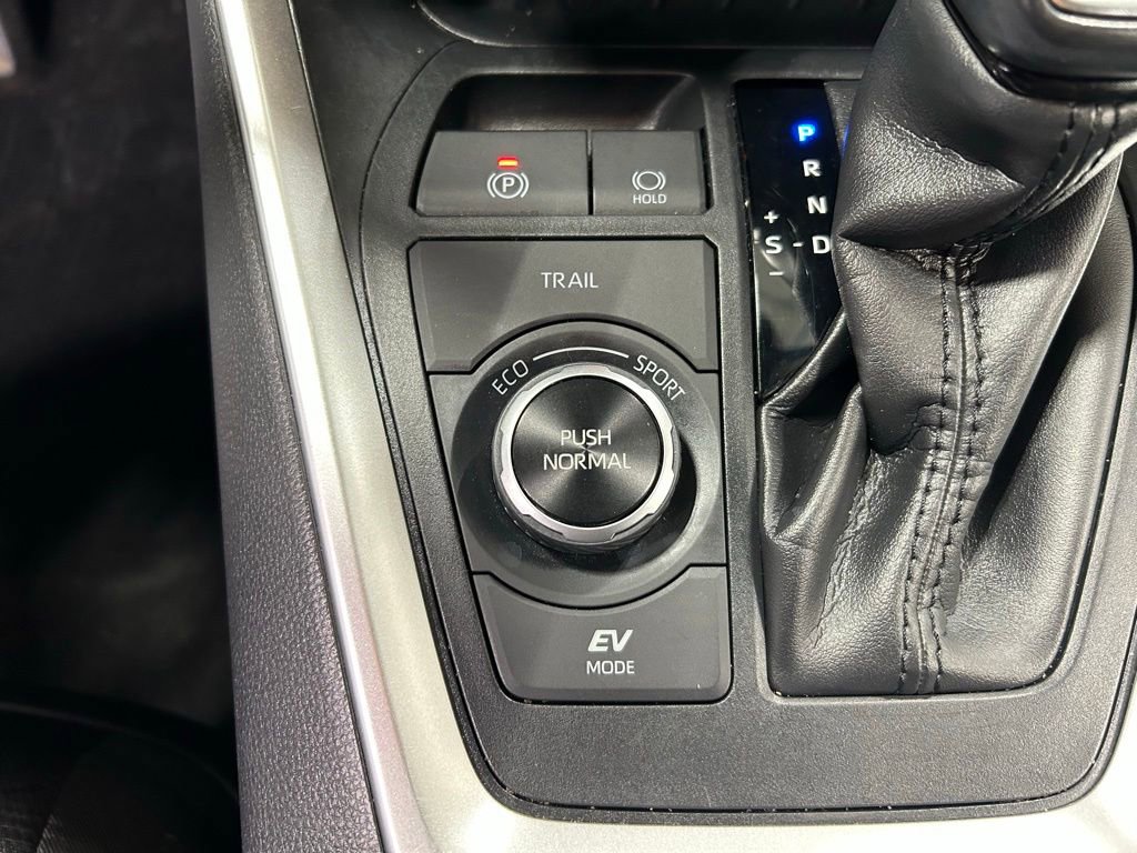 Used 2019 Toyota RAV4 XLE w/ Convenience Package AWD/4WD image 20