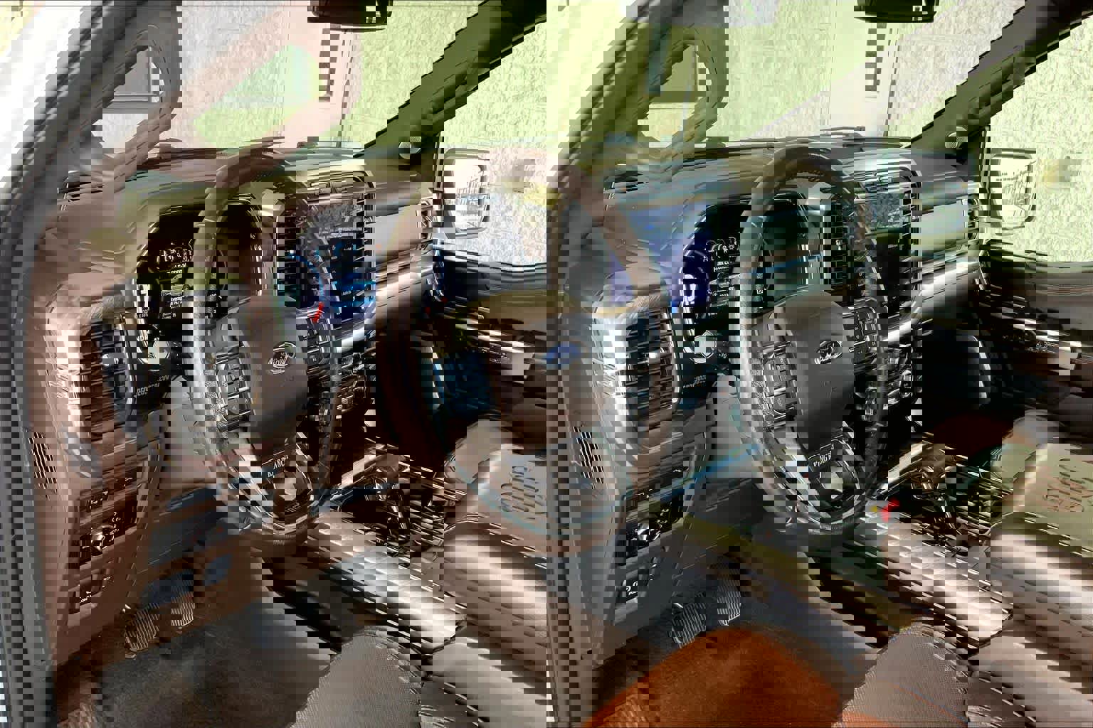 Certified 2023 Ford F150 King Ranch w/ Equipment Group 601A High image 17