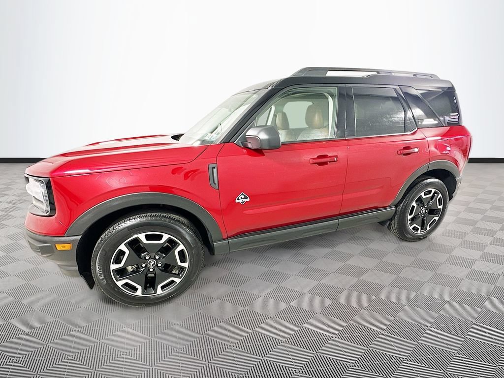 Certified 2021 Ford Bronco Sport Outer Banks w/ Outer Banks Package AWD/4WD image 4