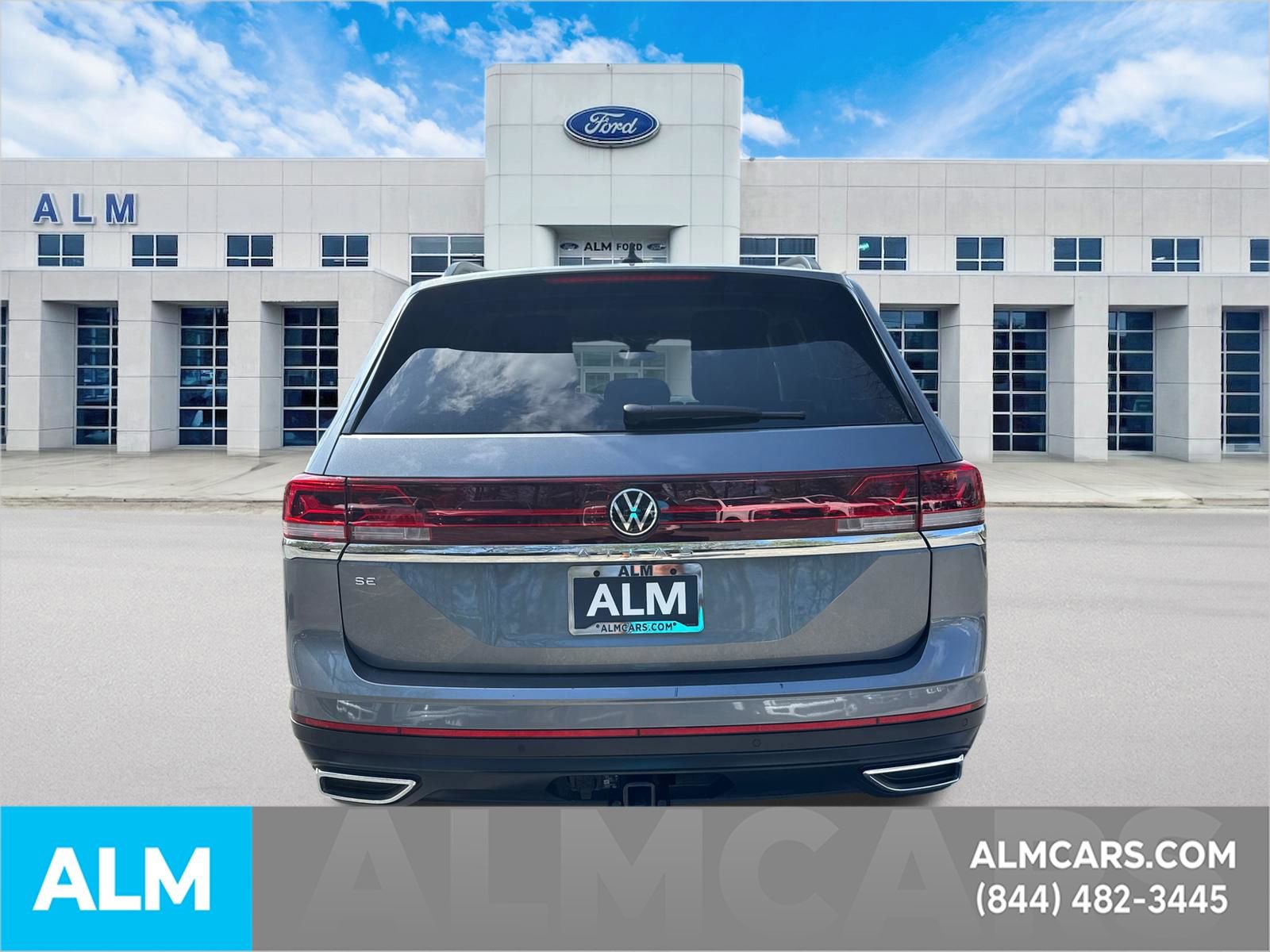 Used 2025 Volkswagen Atlas SE FWD image 6