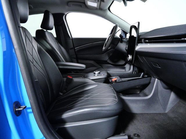 Certified 2023 Ford Mustang Mach-E Select AWD/4WD image 10