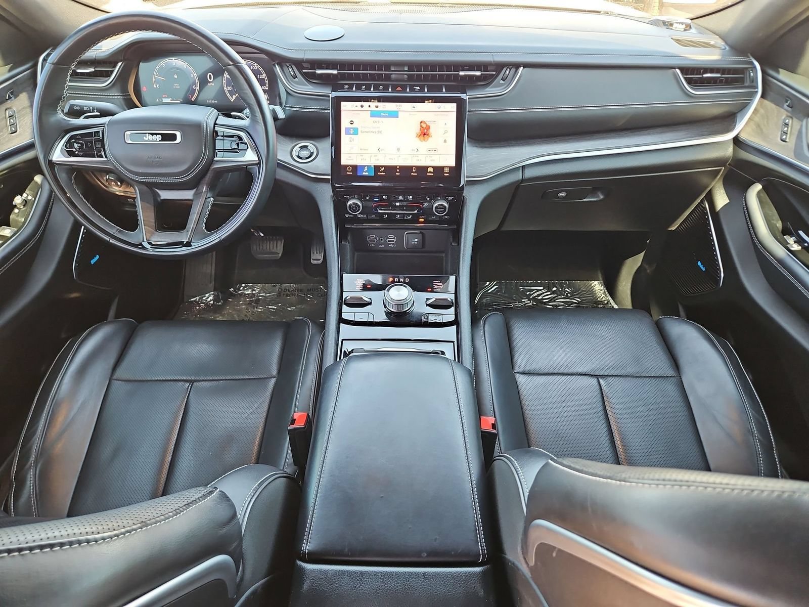 Used 2022 Jeep Grand Cherokee L Overland w/ Advanced Protech Group III AWD/4WD image 26
