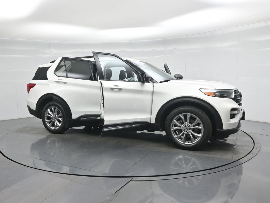 Certified 2020 Ford Explorer XLT w/ Equipment Group 202A image 12