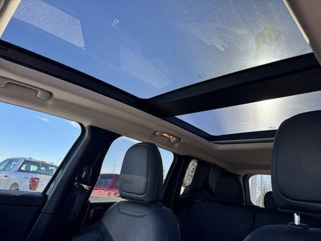 Used 2023 Jeep Renegade Limited w/ Sun/Sound Group image 19