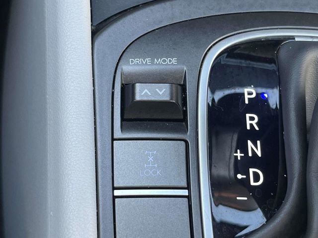 Used 2025 Hyundai Kona SEL AWD/4WD image 17