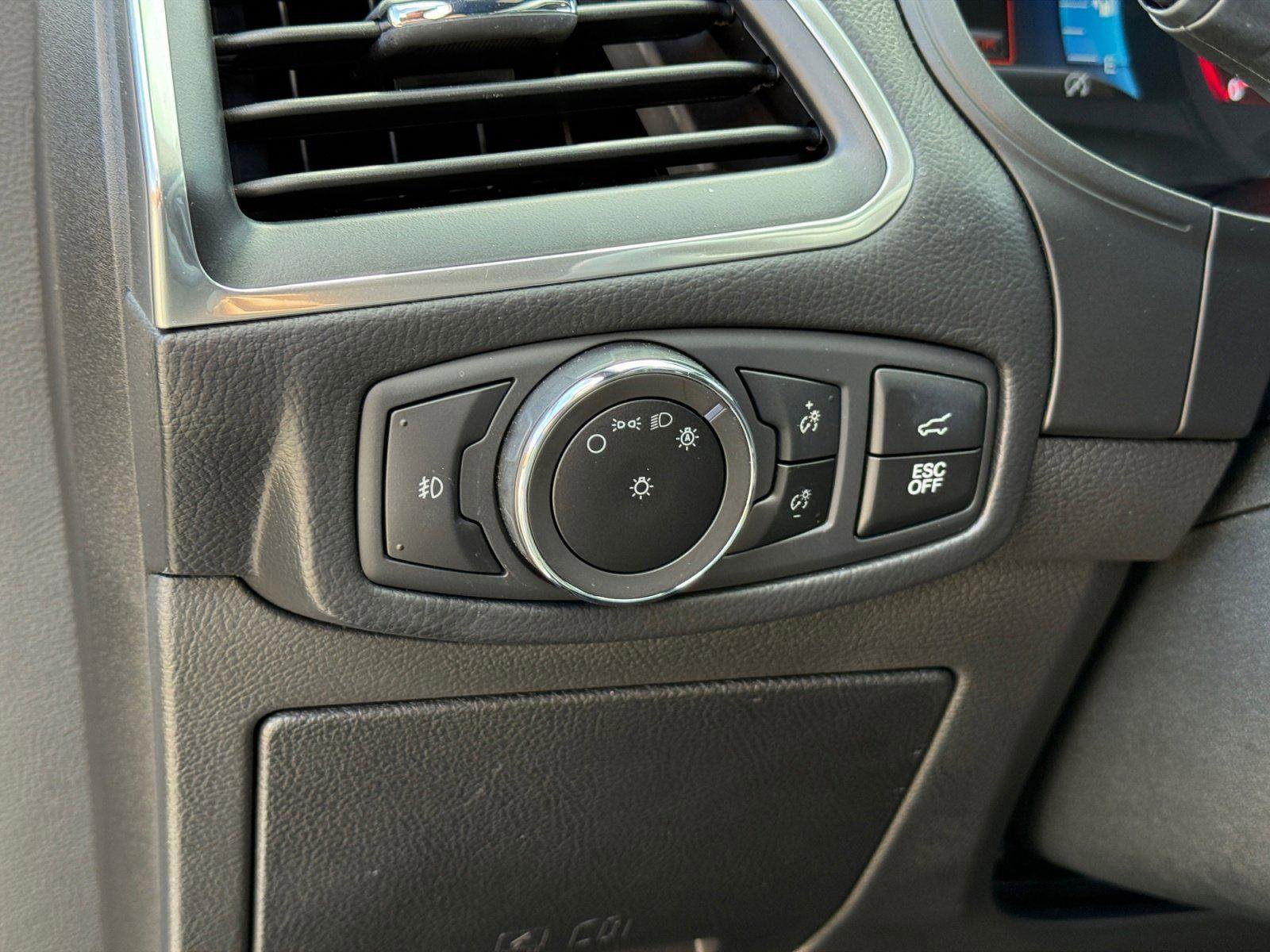 Certified 2023 Ford Edge ST AWD/4WD image 18