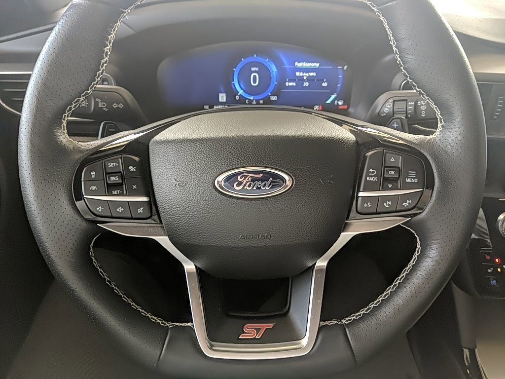 Certified 2022 Ford Explorer ST w/ Equipment Group 401A image 18