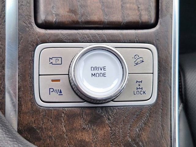 Used 2024 Genesis GV80 2.5T AWD/4WD image 19
