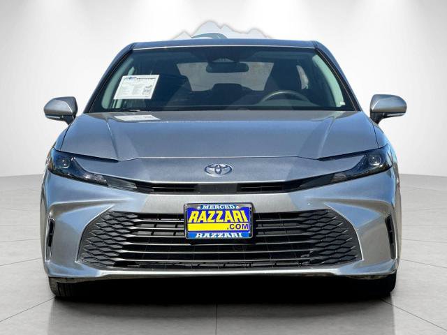 Used 2025 Toyota Camry LE FWD image 8