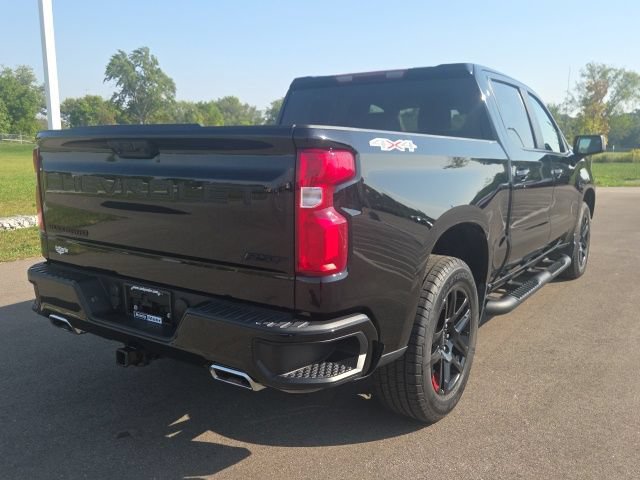 Used 2023 Chevrolet Silverado 1500 RST w/ Redline Edition AWD/4WD image 12