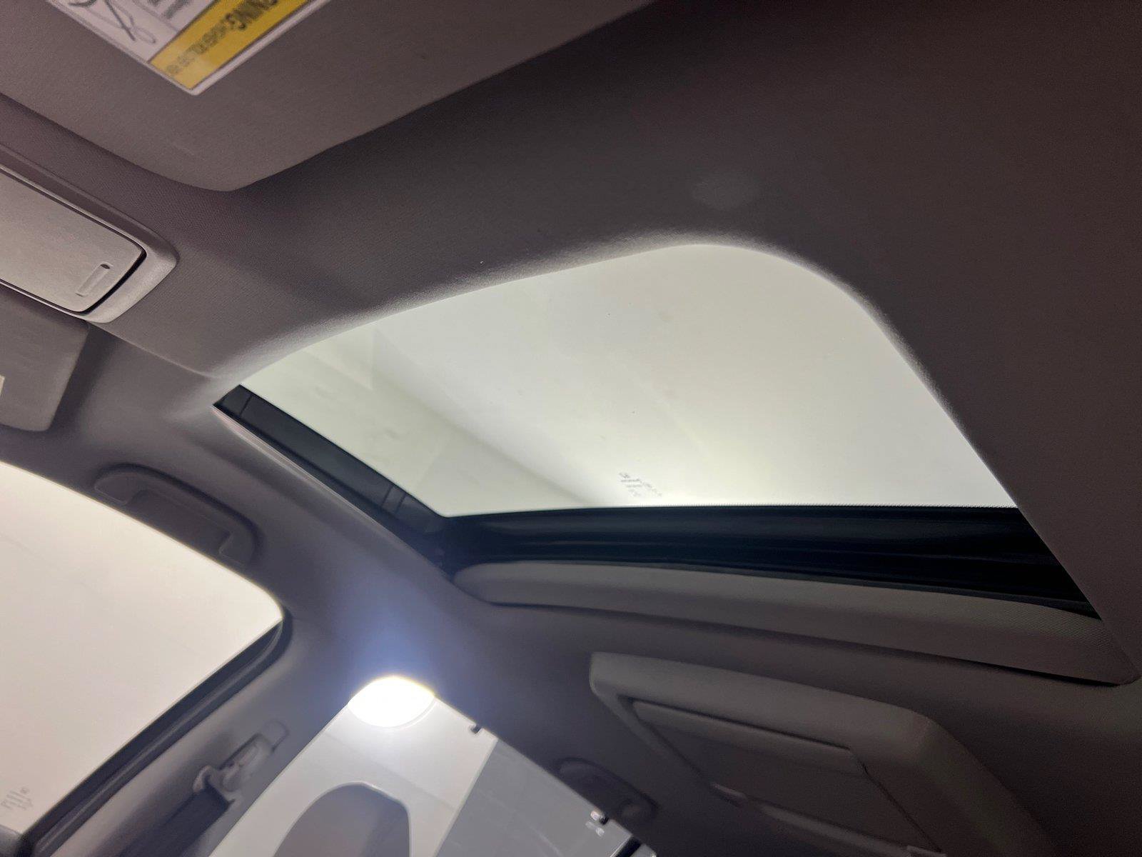 Used 2020 Honda Pilot Touring image 36