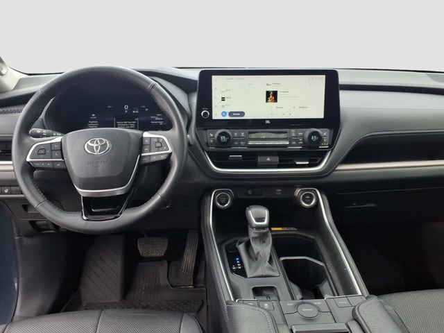Used 2024 Toyota Grand Highlander FWD image 12