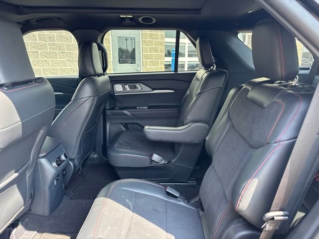 Certified 2026 Ford Explorer ST w/ Sun And Sound Package AWD/4WD image 33