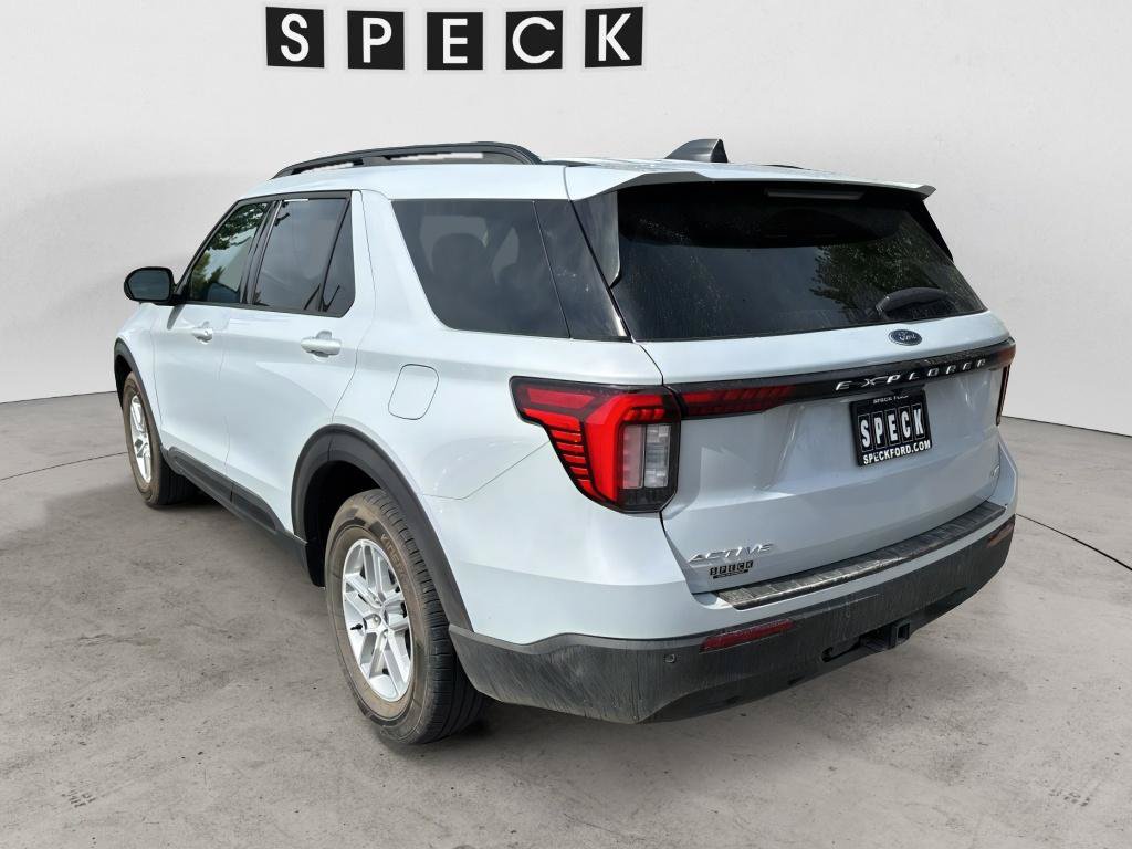 Certified 2026 Ford Explorer Active AWD/4WD image 3