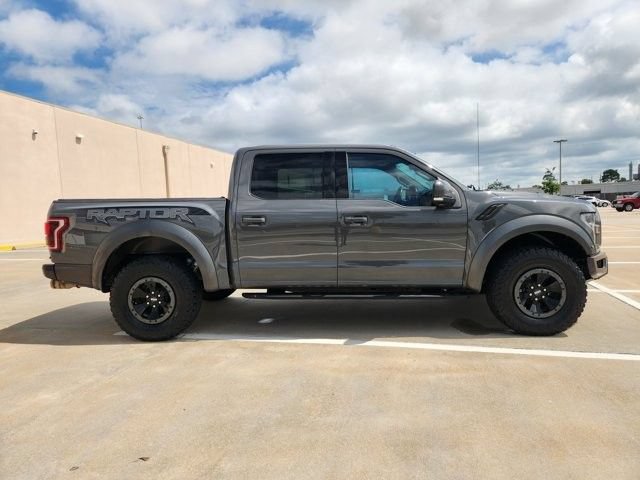 Certified 2018 Ford F150 Raptor w/ Equipment Group 802A Luxury AWD/4WD image 4