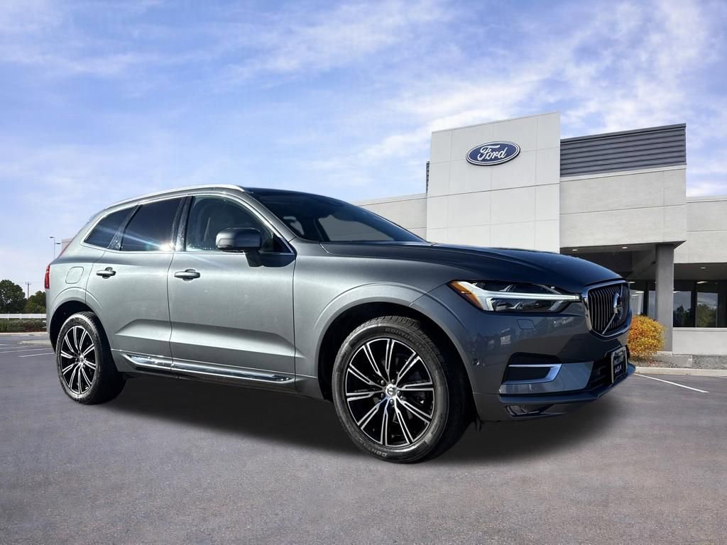 Used 2019 Volvo XC60 T5 Inscription FWD image 1