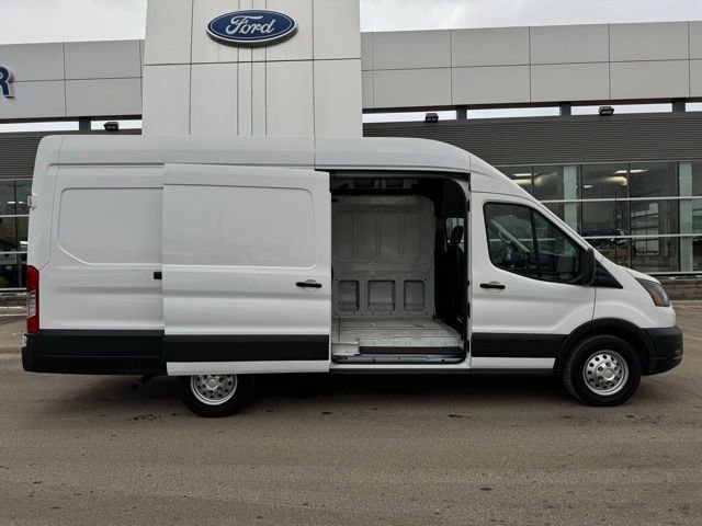 Certified 2023 Ford Transit 250 Base image 5