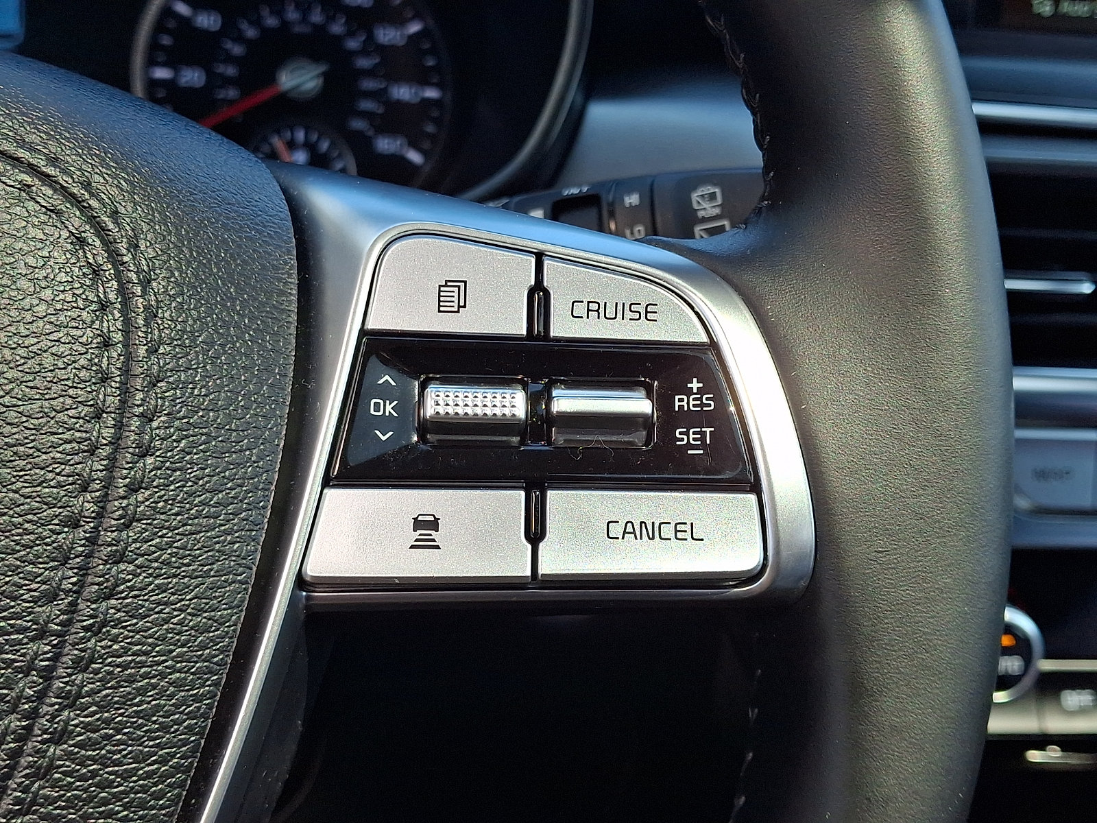 Used 2022 Kia Telluride S AWD/4WD image 25