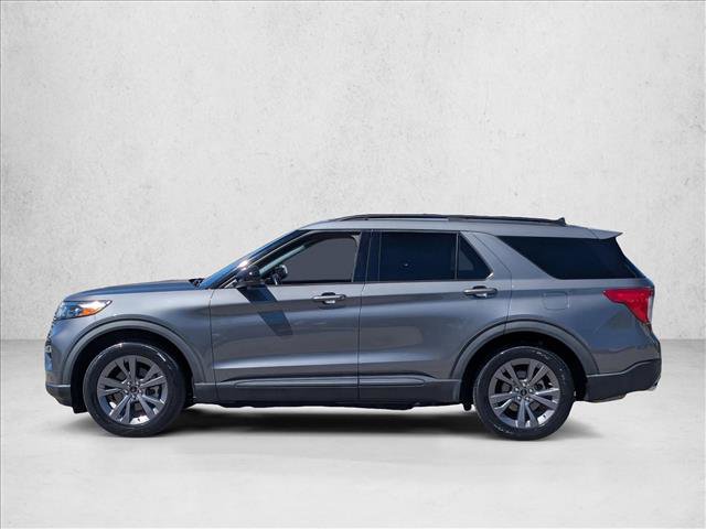 Certified 2022 Ford Explorer XLT w/ Equipment Group 202A RWD image 9
