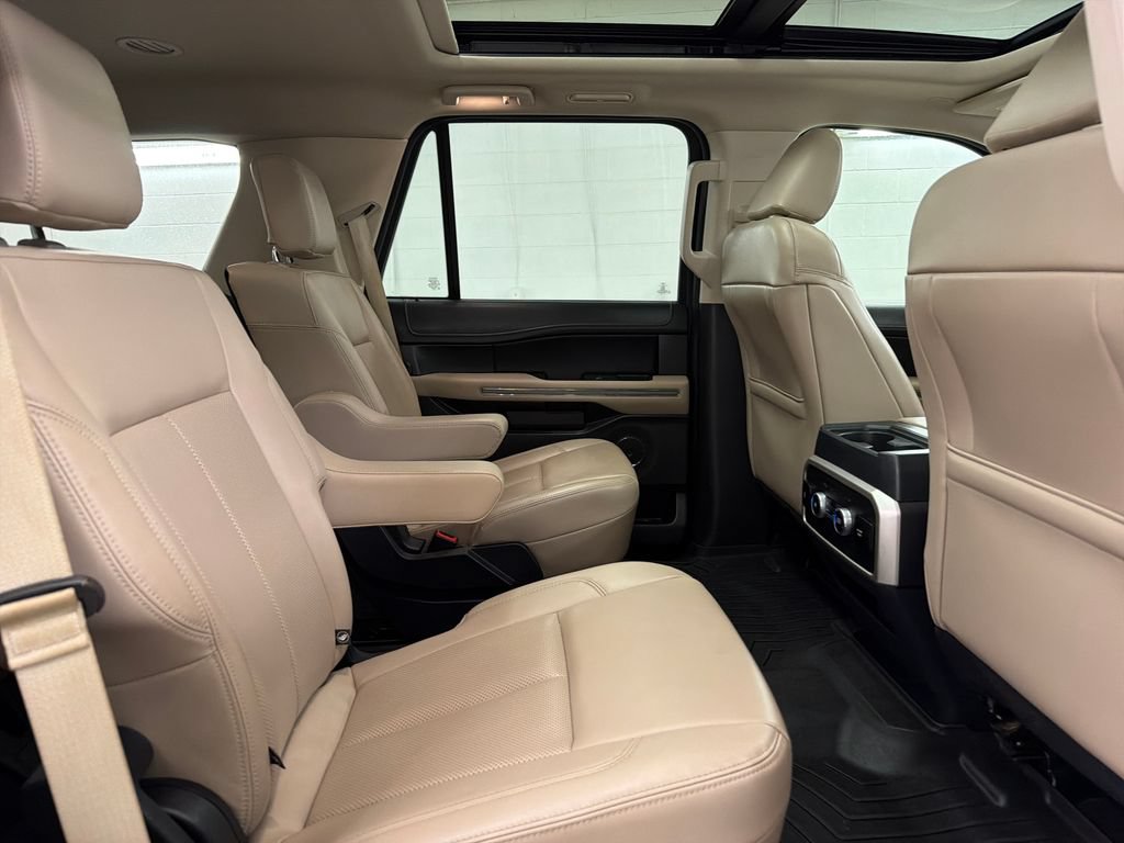 Certified 2022 Ford Expedition XLT AWD/4WD image 32