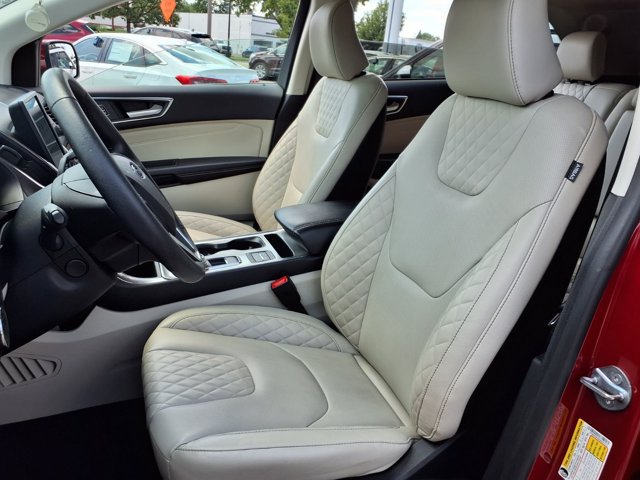 Certified 2024 Ford Edge Titanium w/ Titanium Elite Package AWD/4WD image 4