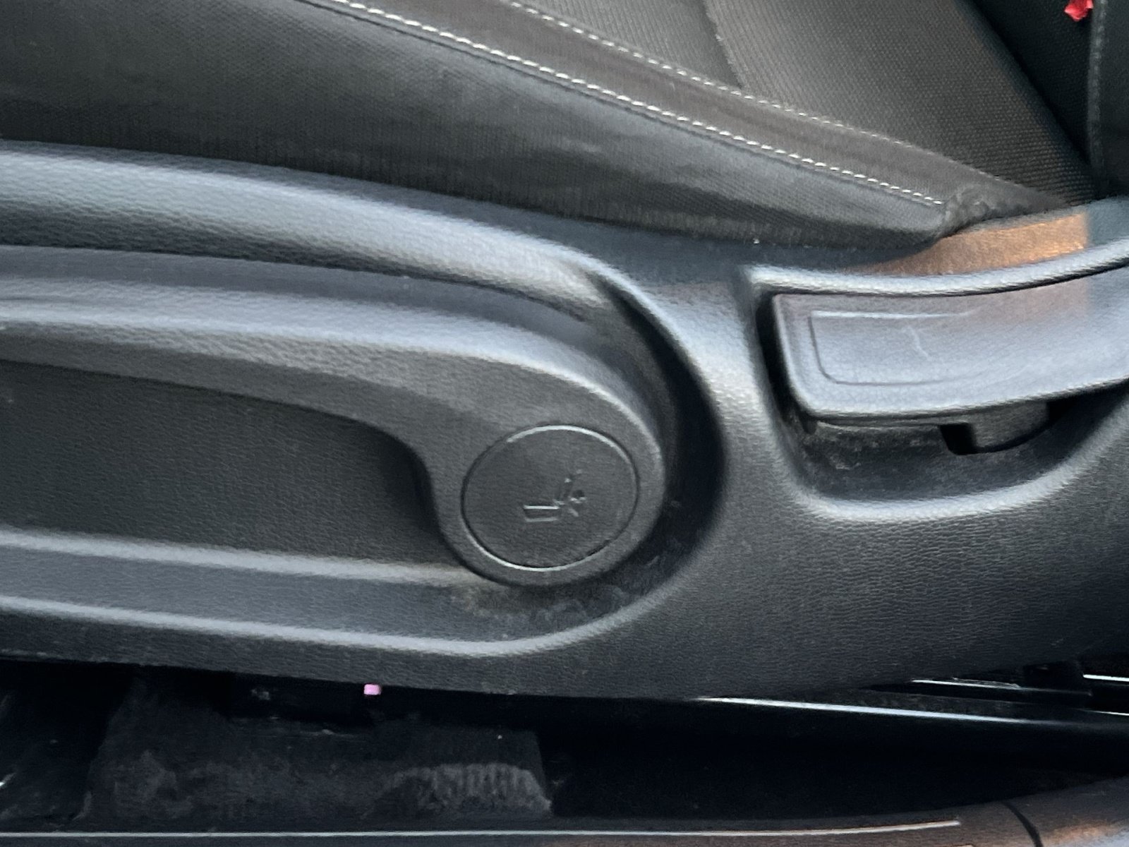 Used 2024 Kia Forte LXS FWD image 15