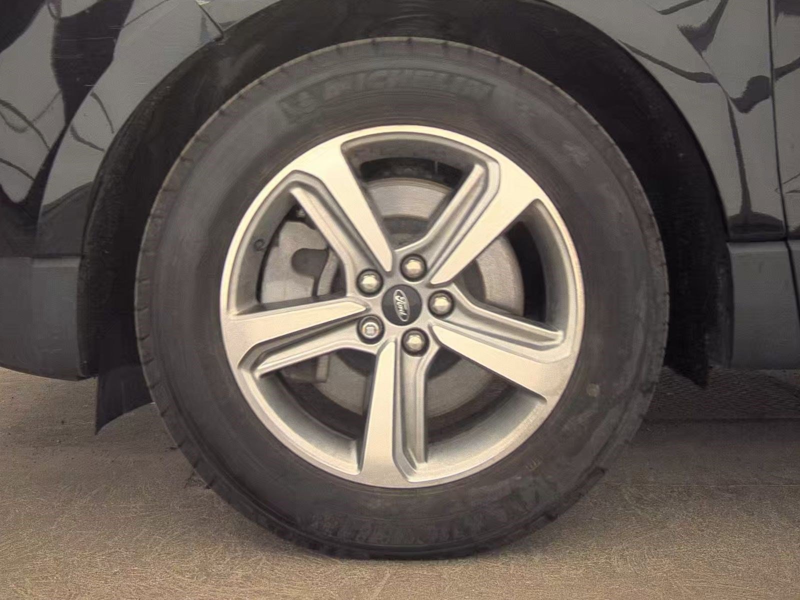 Certified 2024 Ford Edge SEL w/ Convenience Package AWD/4WD image 9