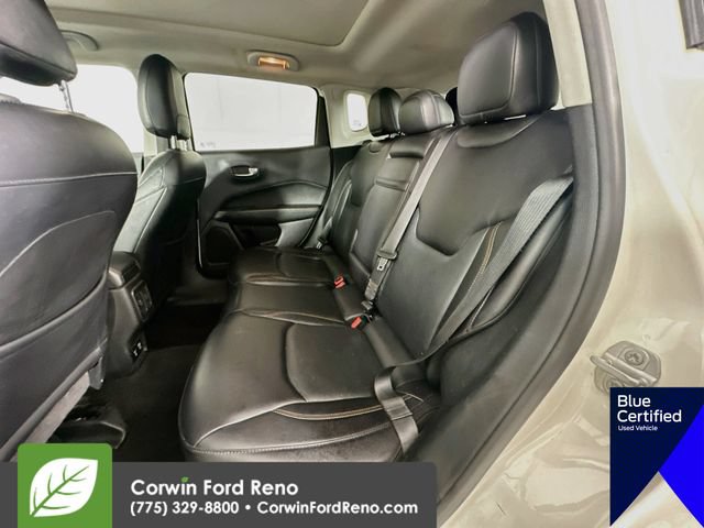 Used 2017 Jeep Compass Limited w/ Navigation Group AWD/4WD image 29