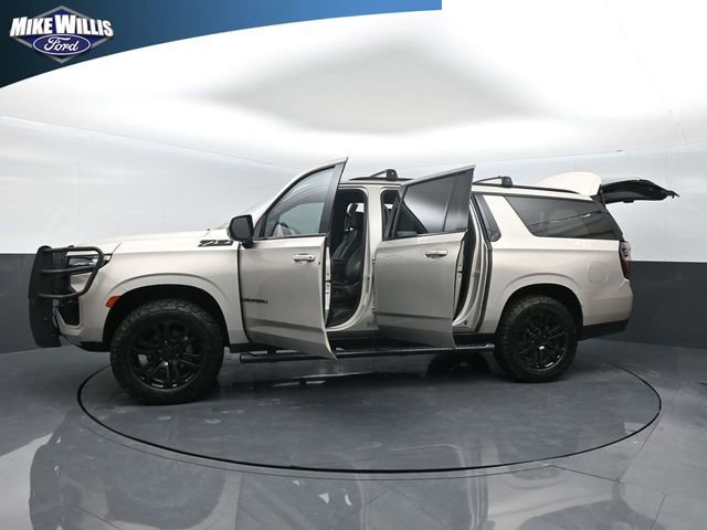 Used 2023 Chevrolet Suburban Z71 image 28