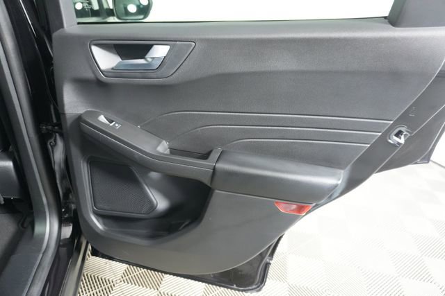 Certified 2025 Ford Escape ST-Line AWD/4WD image 30