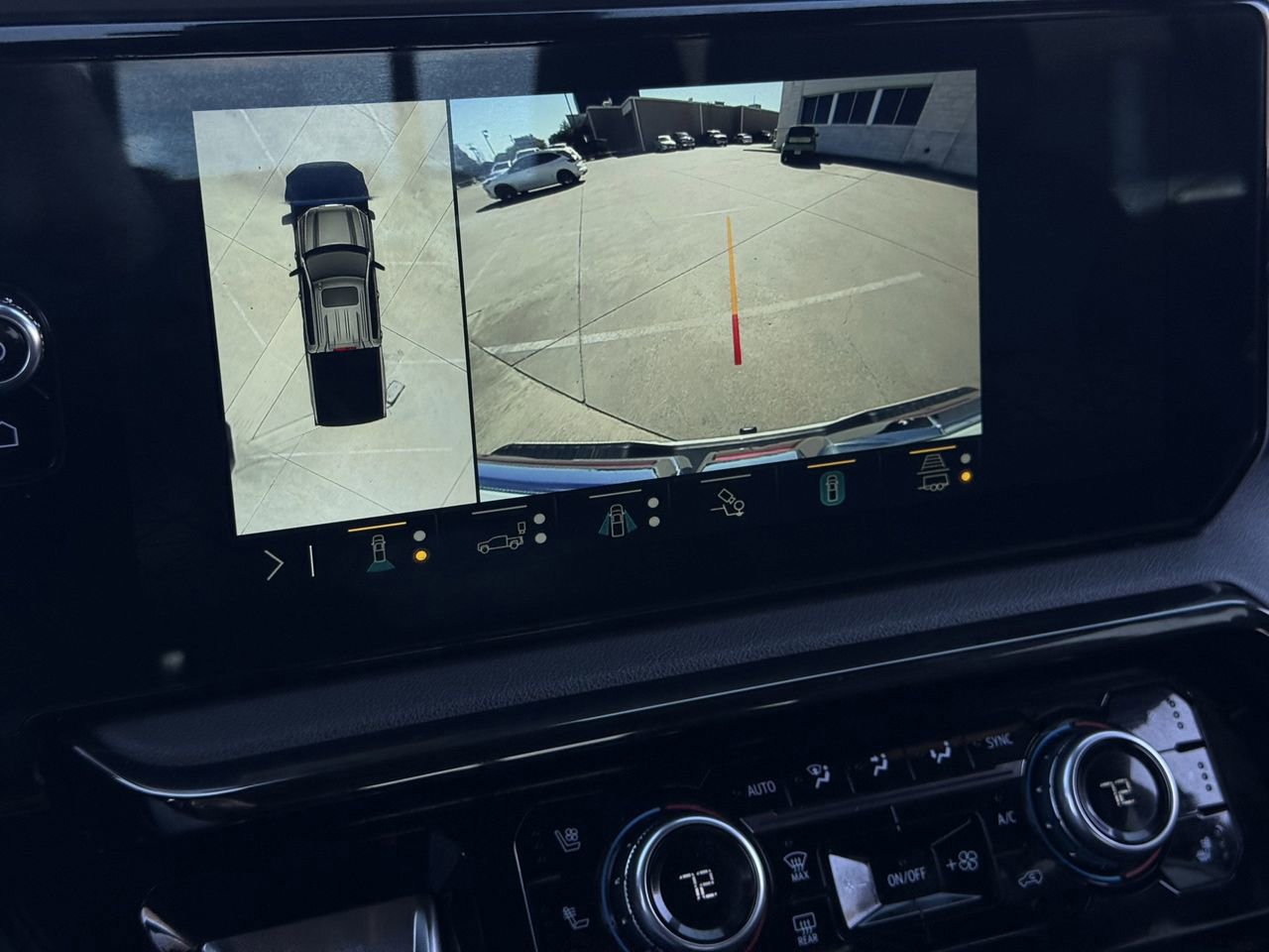 Used 2023 GMC Sierra 1500 AT4 w/ AT4 Preferred Package image 19