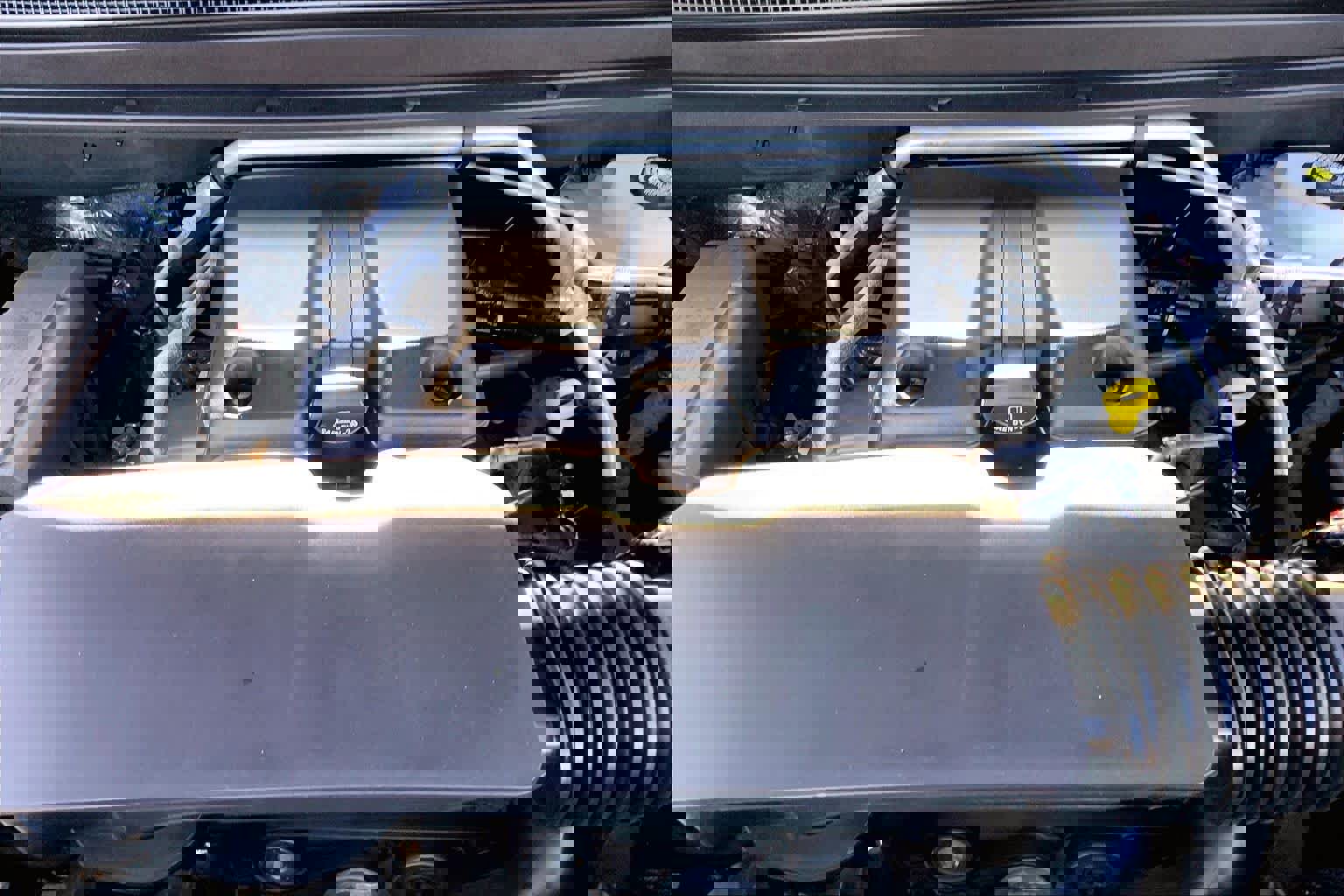 Used 2024 GMC Canyon AT4 image 32