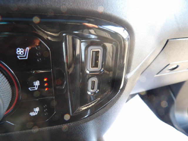 Used 2025 Chevrolet Silverado 3500 High Country w/ High Country Premium Package AWD/4WD image 19