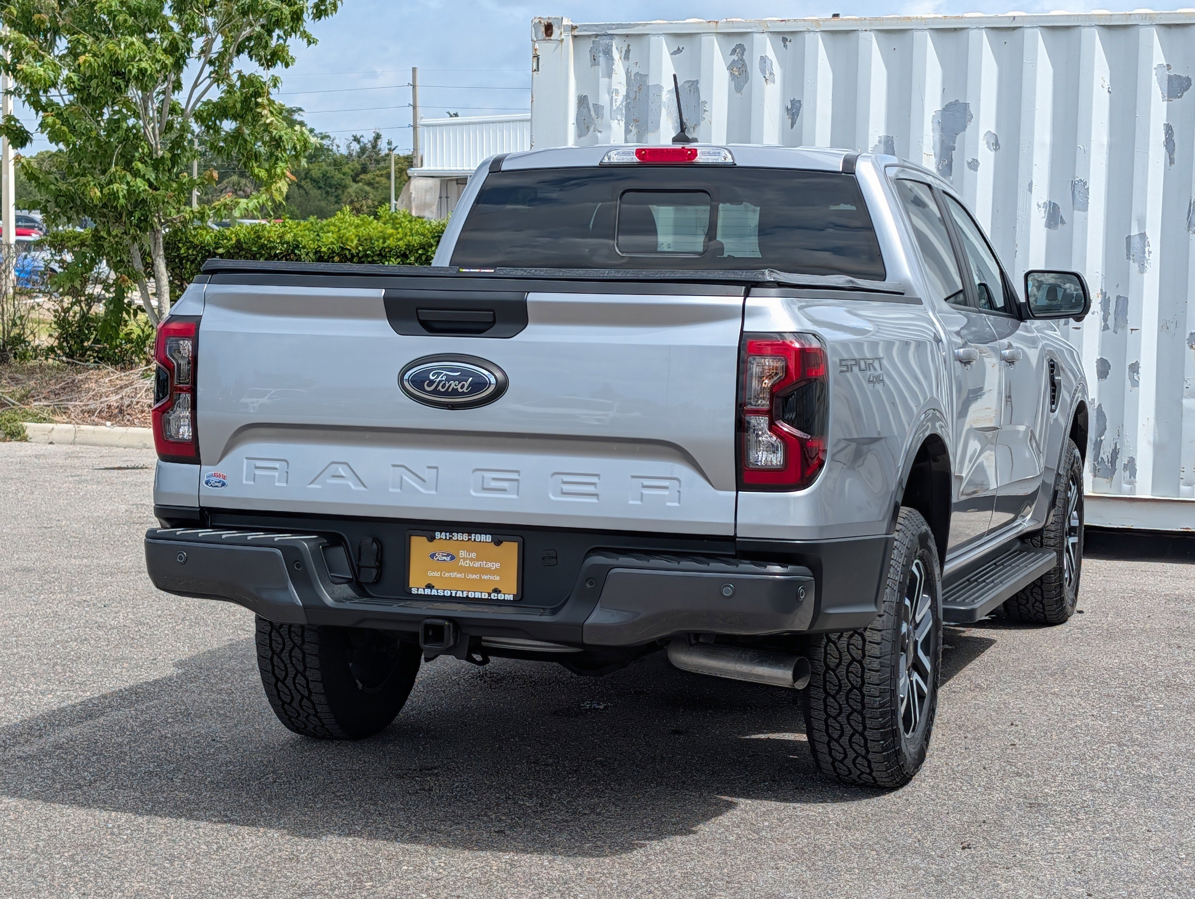 Certified 2024 Ford Ranger Lariat w/ Trailer Tow Package AWD/4WD image 4