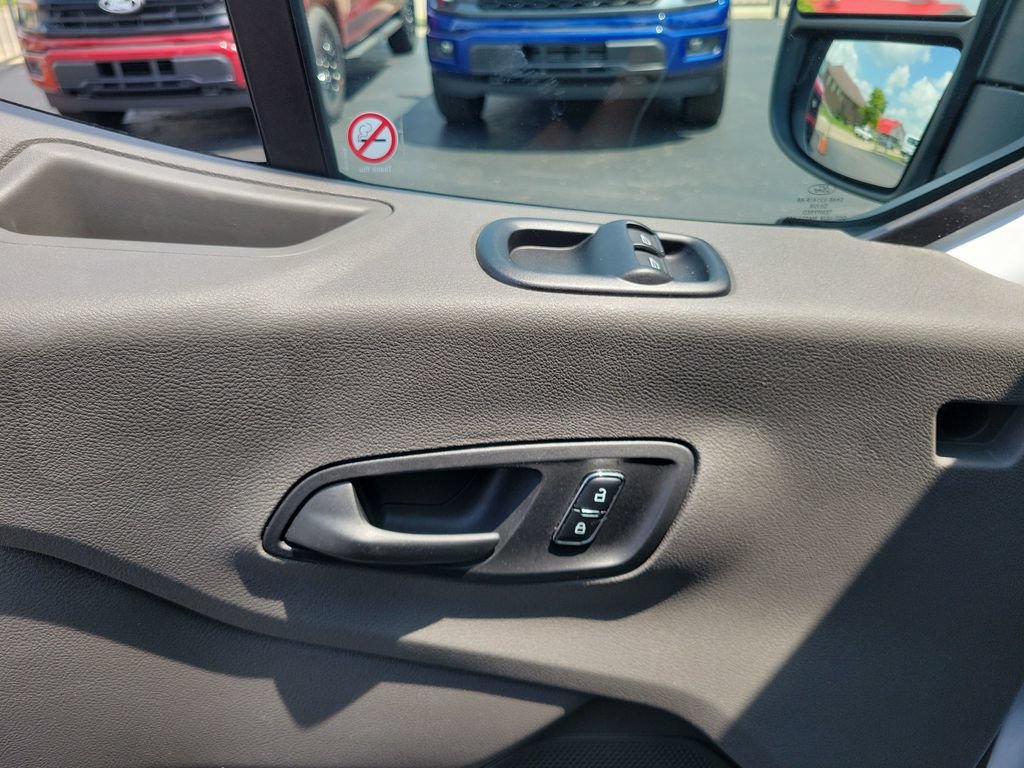 Certified 2025 Ford Transit 250 Low Roof w/ Exterior Upgrade Package RWD image 19