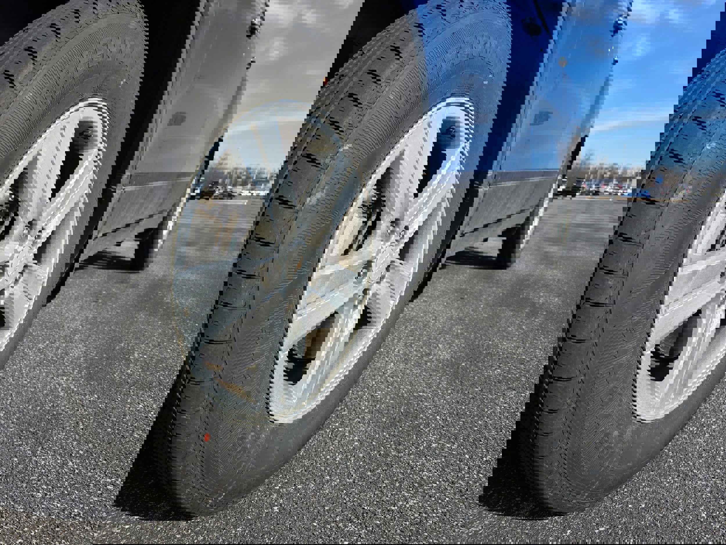 Used 2019 Chevrolet Trax LT w/ LT Convenience Package image 19