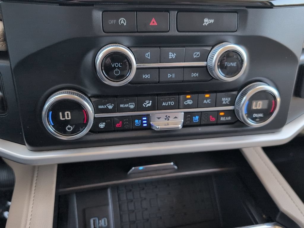 Certified 2024 Ford Expedition Limited AWD/4WD image 22
