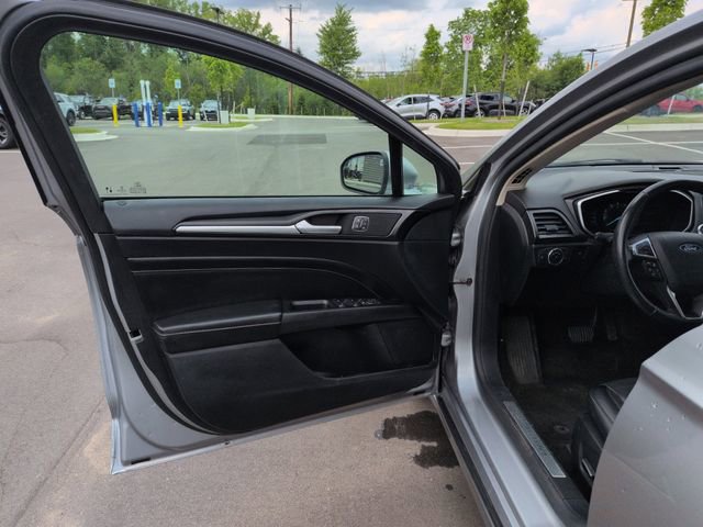 Certified 2020 Ford Fusion Titanium FWD image 25