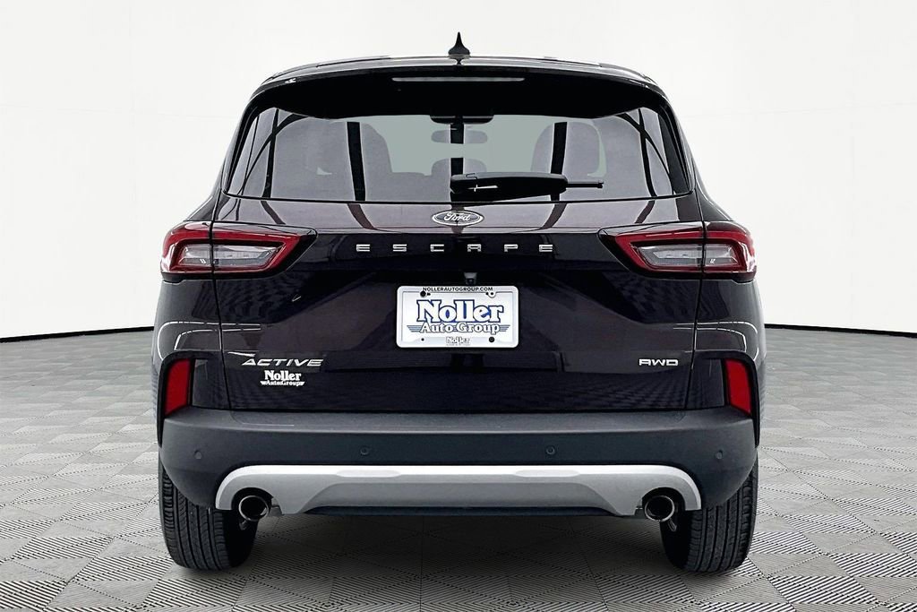 Certified 2023 Ford Escape Active w/ Tech Pack #2 image 3