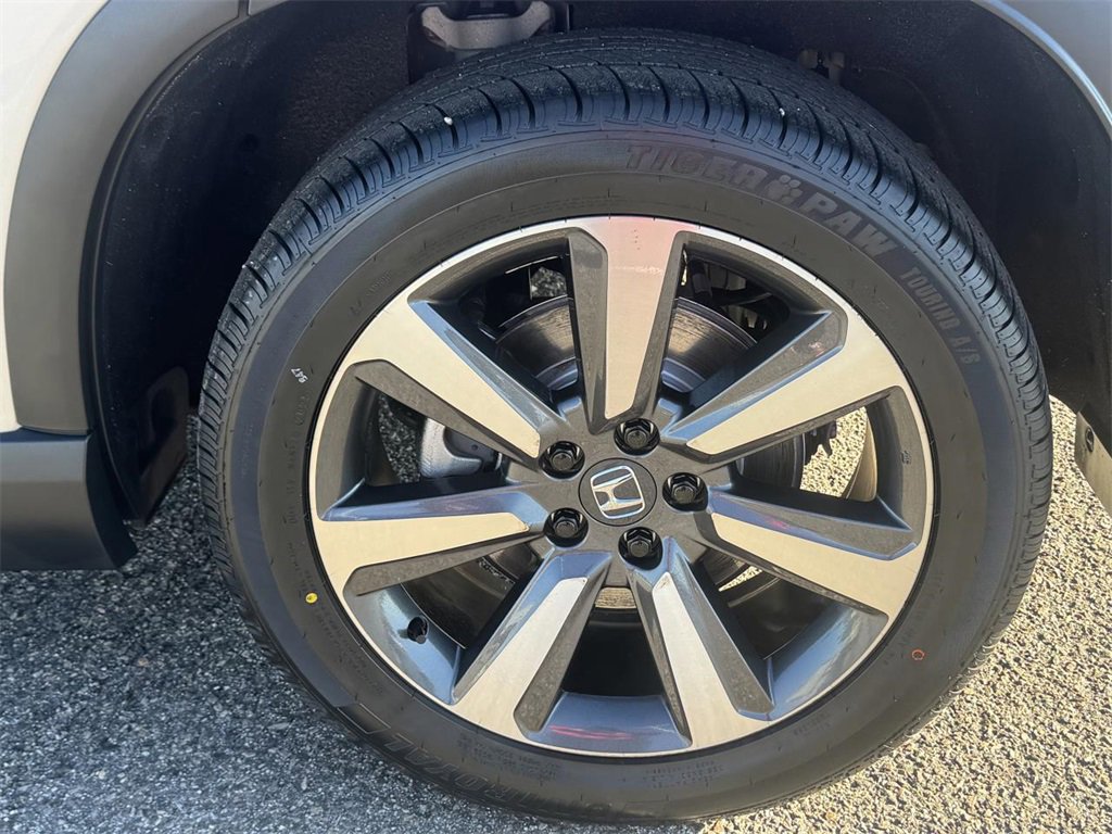 Used 2023 Honda Pilot Touring image 24