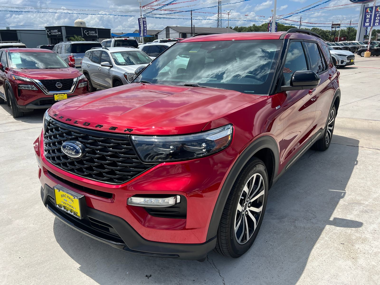Certified 2023 Ford Explorer ST-Line w/ Class IV Trailer Tow Package RWD image 7