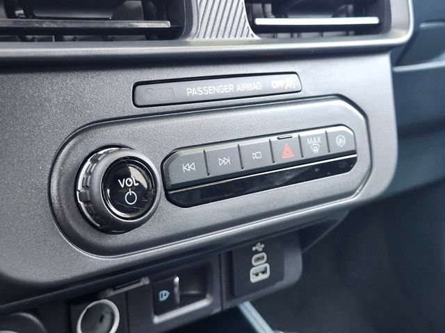 Certified 2025 Ford Maverick Tremor AWD/4WD image 26