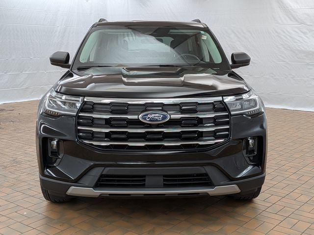 Certified 2025 Ford Explorer Active w/ Active Comfort Package image 8