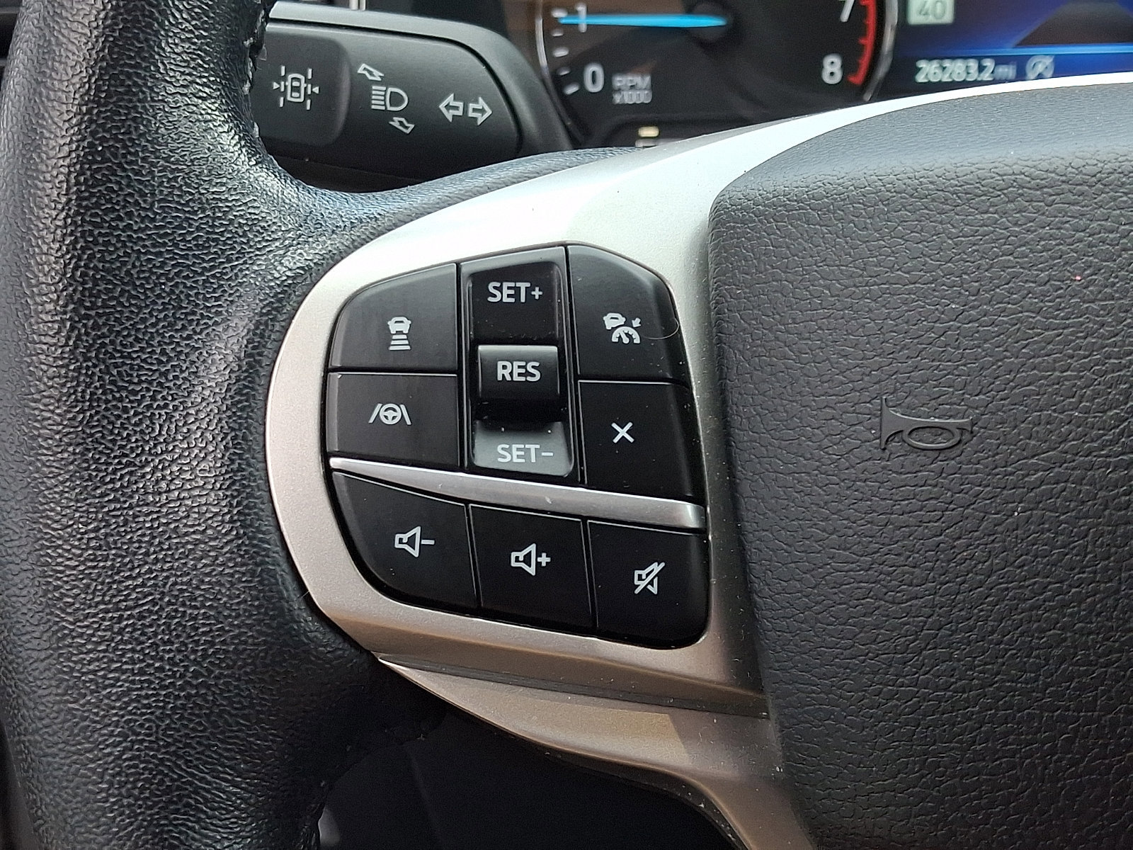 Certified 2021 Ford Explorer XLT w/ Equipment Group 202A image 26