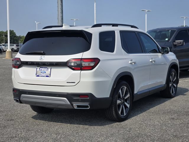 Used 2023 Honda Pilot Touring image 7