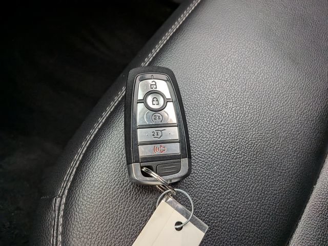 Certified 2020 Ford Explorer XLT w/ Equipment Group 202A AWD/4WD image 37