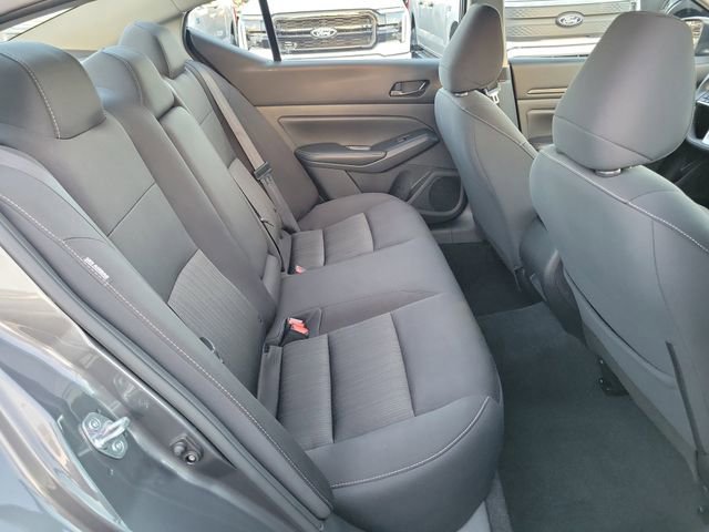 Used 2024 Nissan Altima 2.5 SV image 23