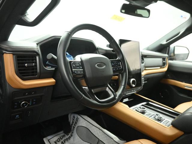 Certified 2024 Ford Expedition Max Platinum image 27