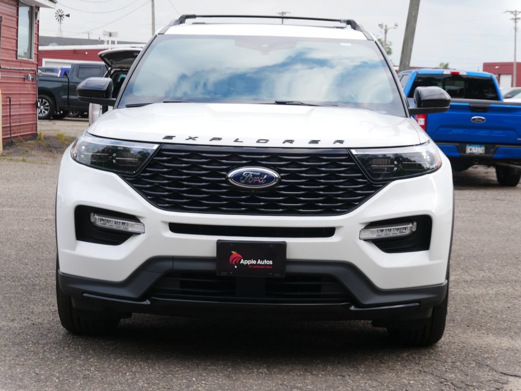 Certified 2023 Ford Explorer ST-Line AWD/4WD image 8